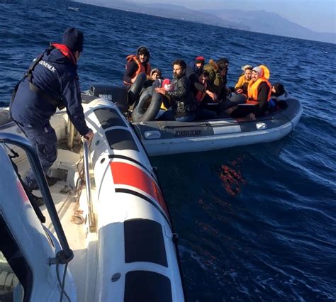 Ayvalık’ta Sahil Güvenlik’ten düzensiz göçmen operasyonu